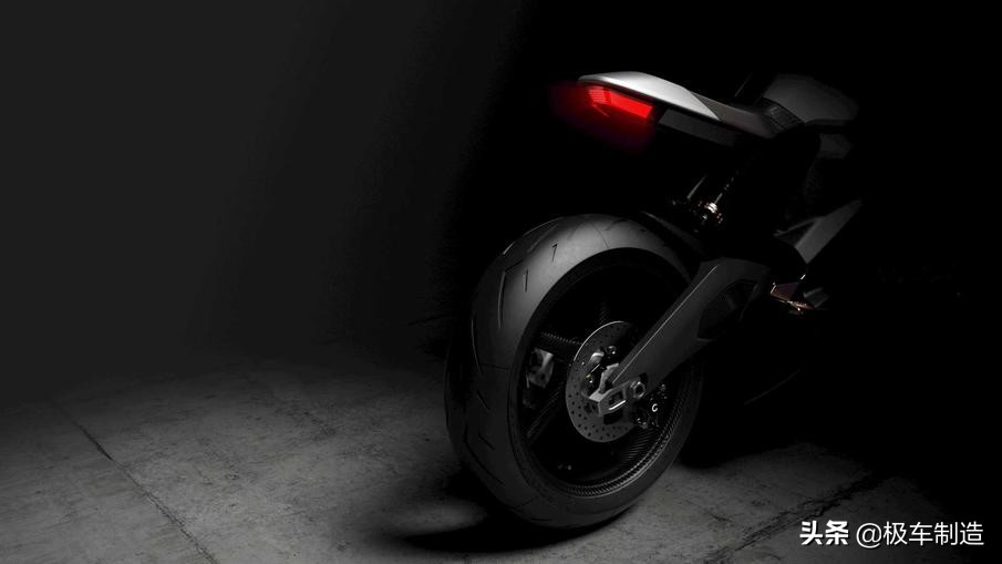 捷豹路虎家摩托车的黑科技，不来感受下么？