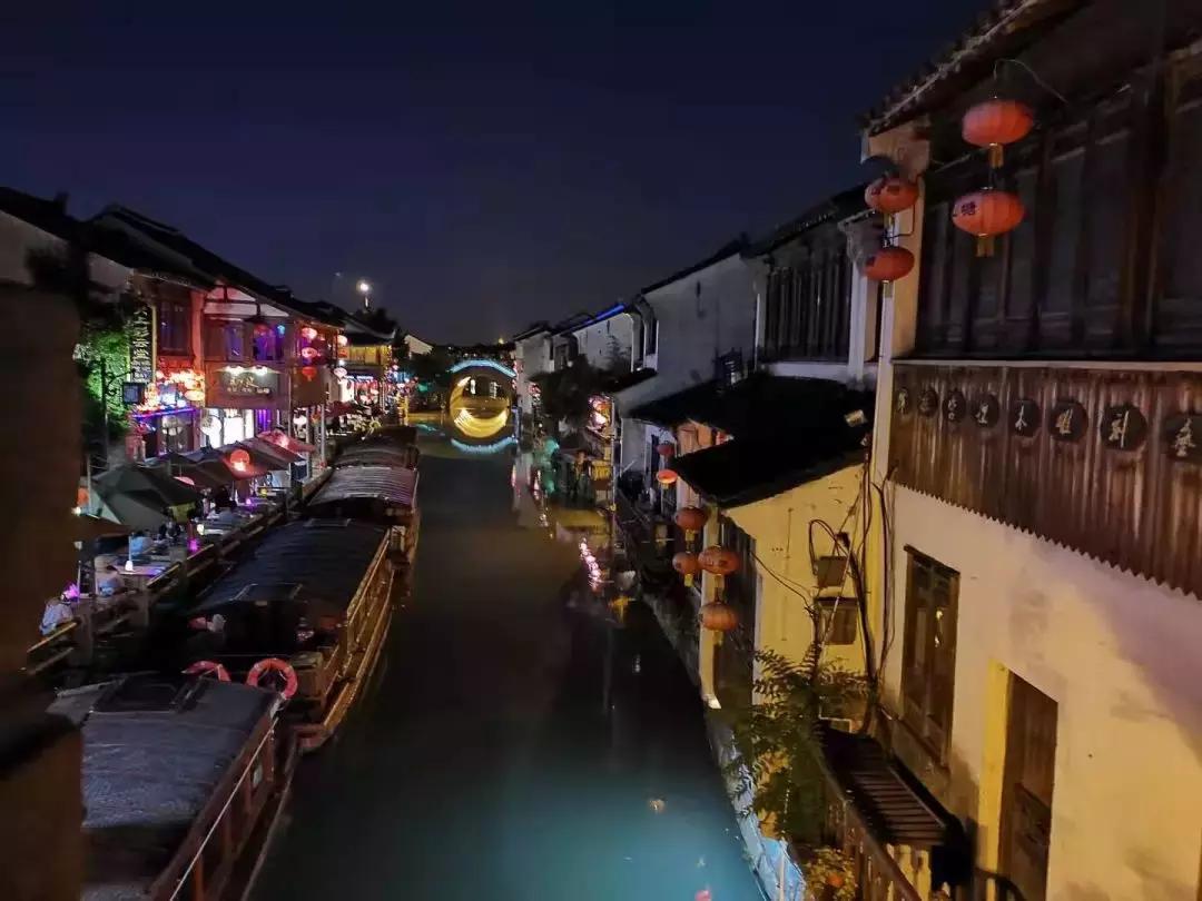 发小份子钱应该随大流吗,发小结婚份子钱是转账还是当面给