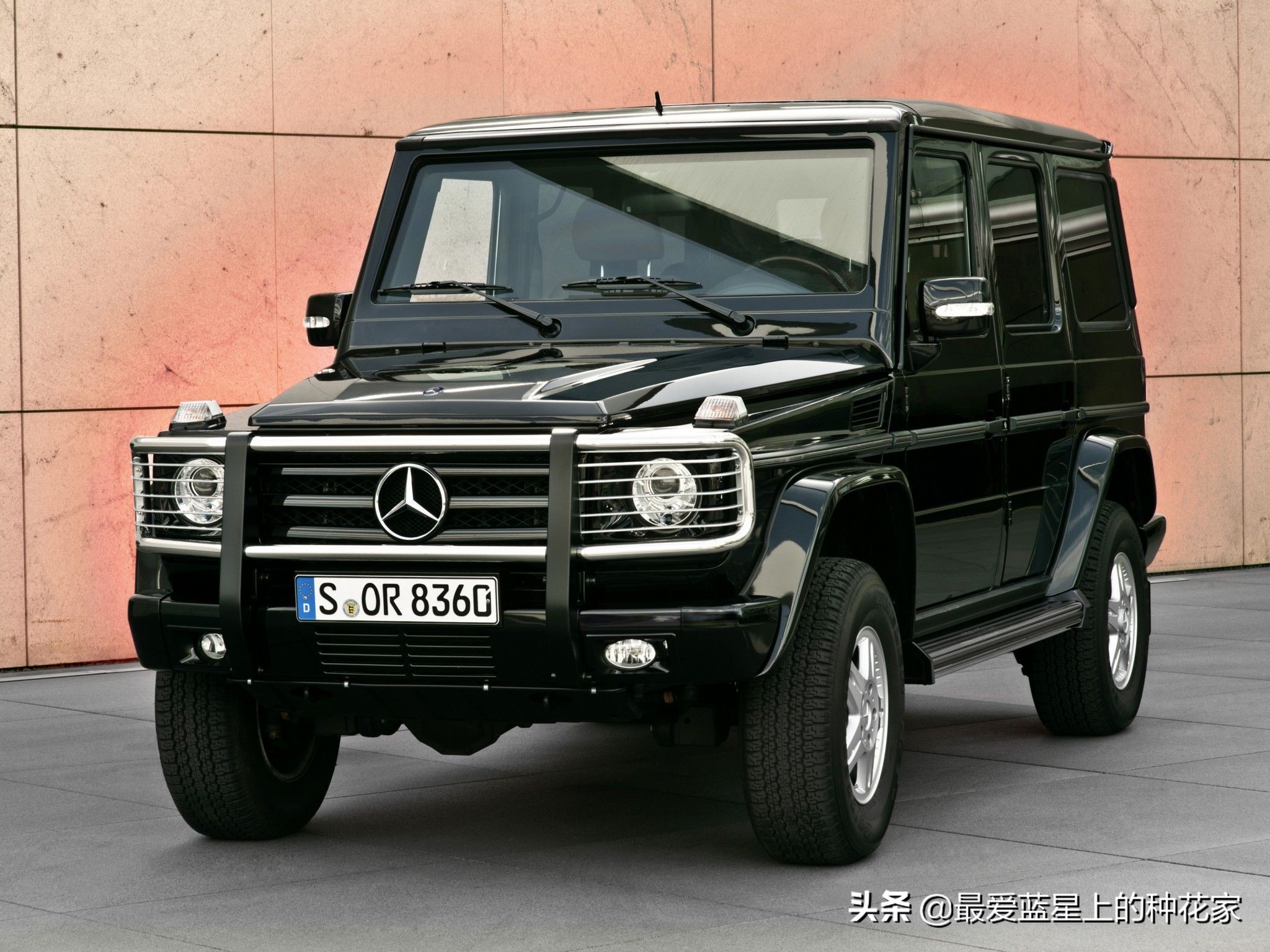 奔驰大g1994老款,奔驰大g有几款车型和价格