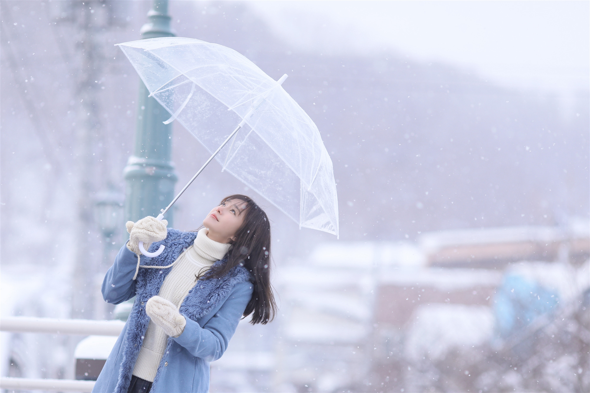黄晓明和秦岚的相片,黄晓明前女友秦岚是啥星座