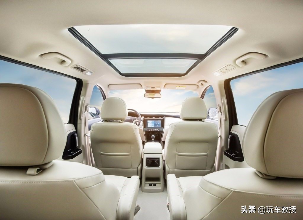 2.0t加爱信8at的轿车哪个故障率低,2.0t加爱信8at车型的混动车型