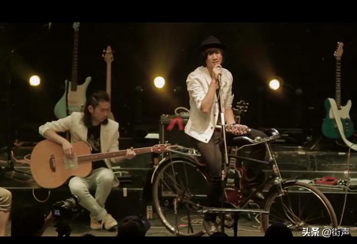 乐队的夏天旅行团,旅行团乐队的夏天