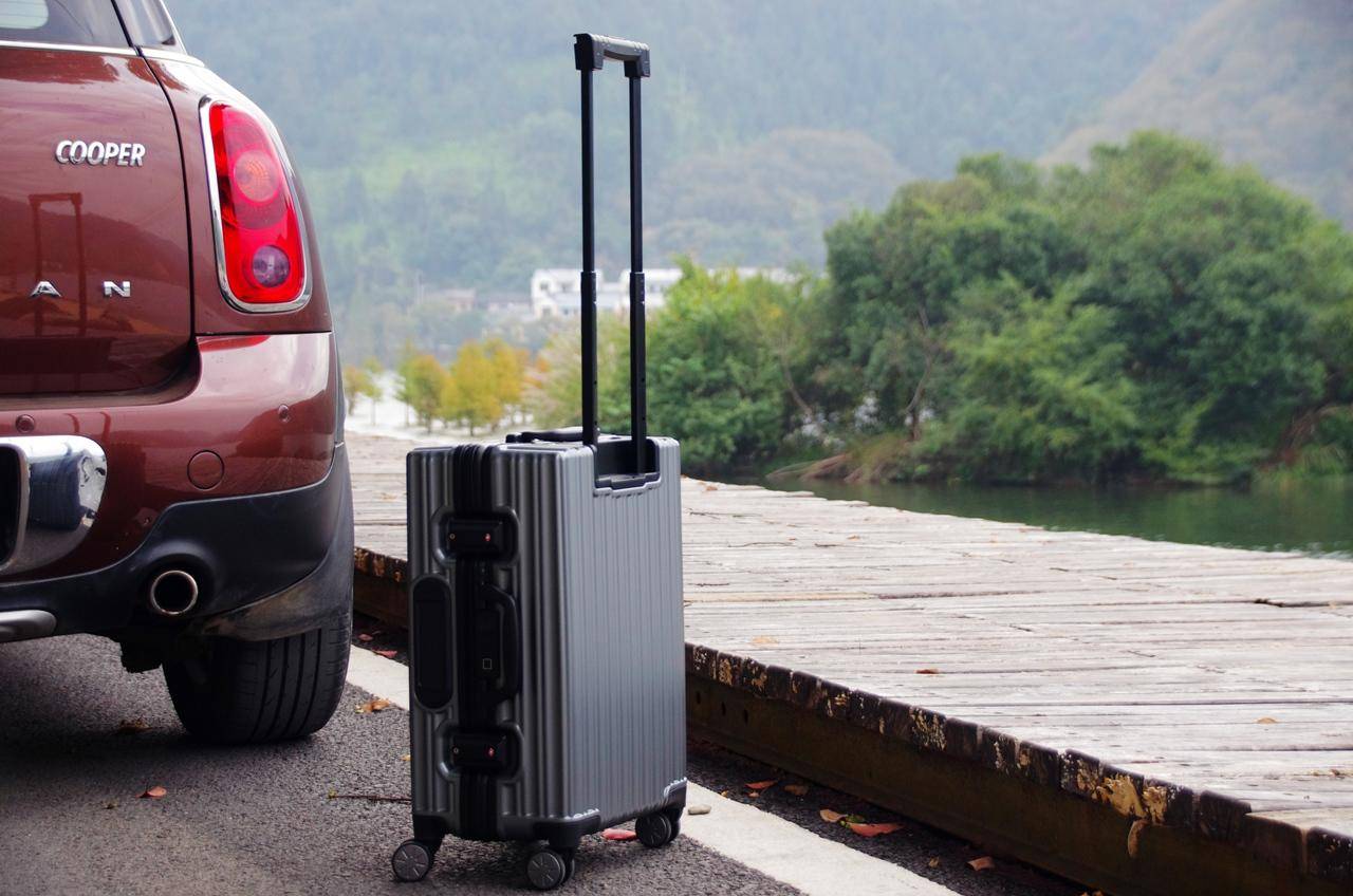 选行李箱,选旅行箱