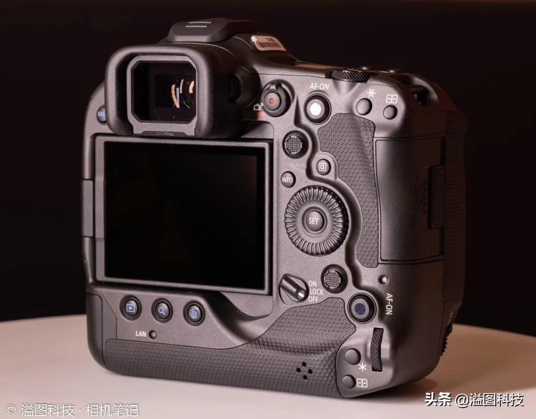 微单佳能eosr3,佳能eosr3升级拍4亿像素