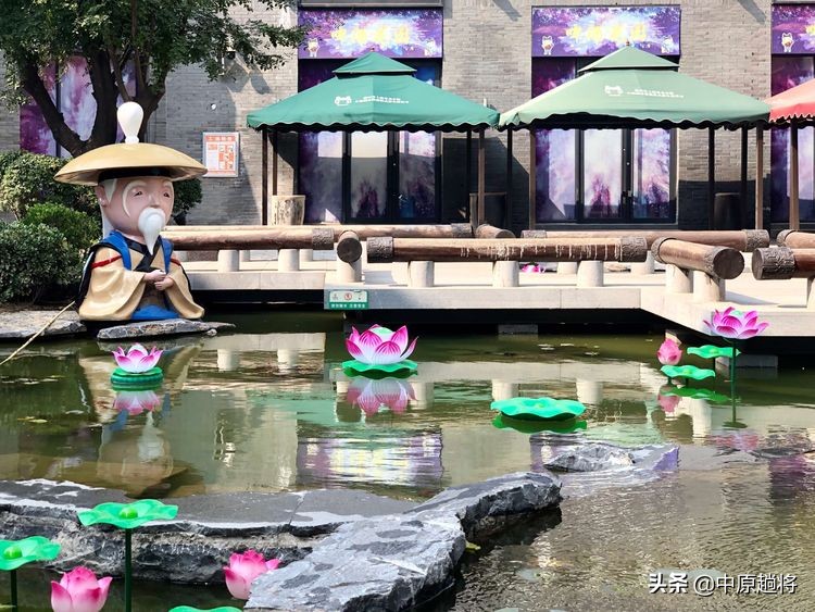 鹤壁朝歌人文小镇怎么样,鹤壁朝歌里小吃街