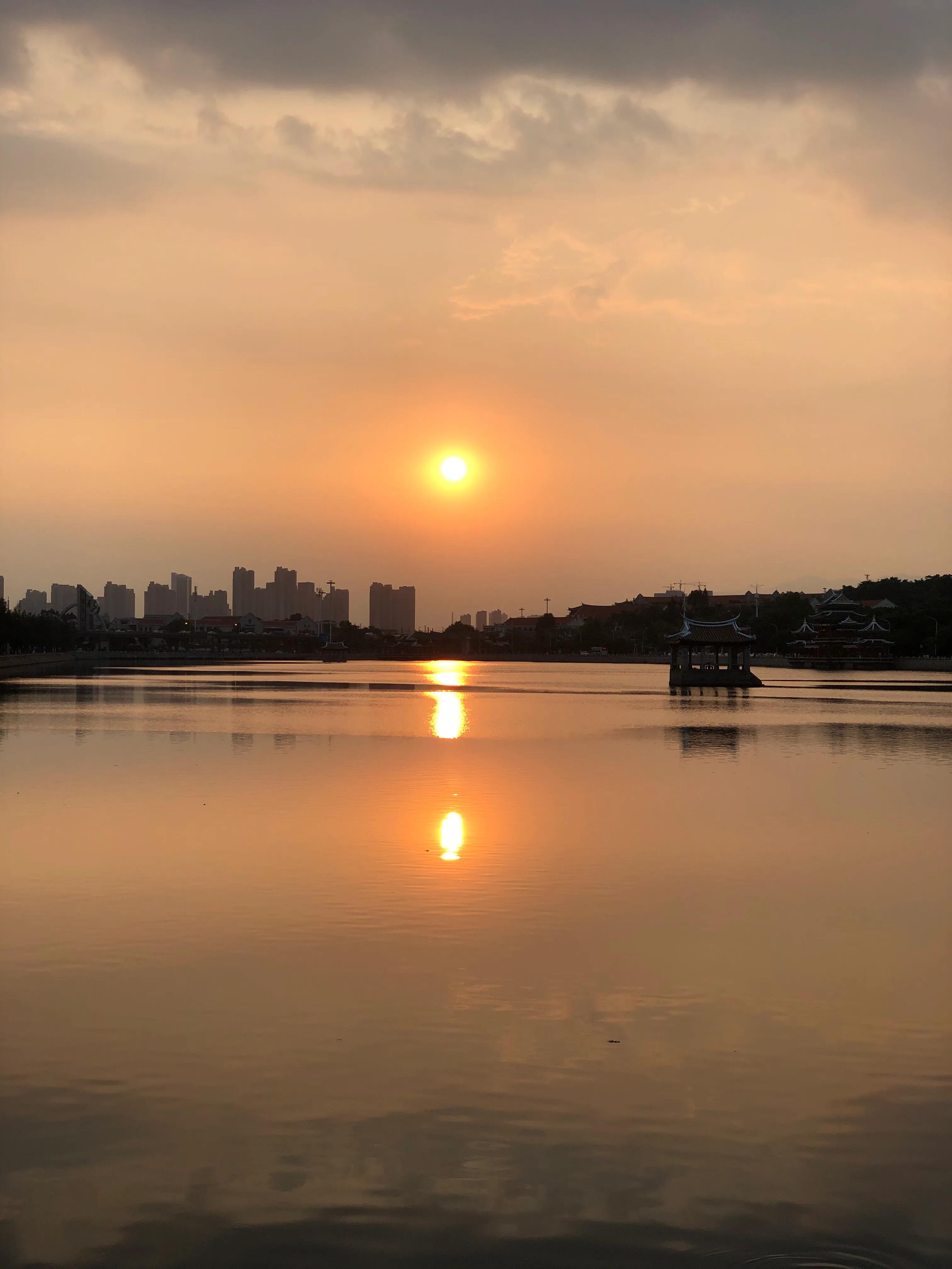 厦门集美学村龙舟池好玩吗,厦门集美学村龙舟池捞鱼