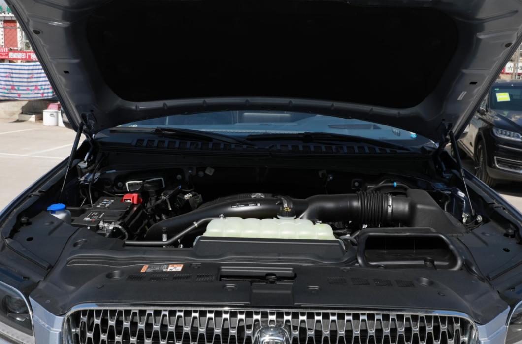 百万大林肯七座suv车型价格,新款林肯领航员值不值得买