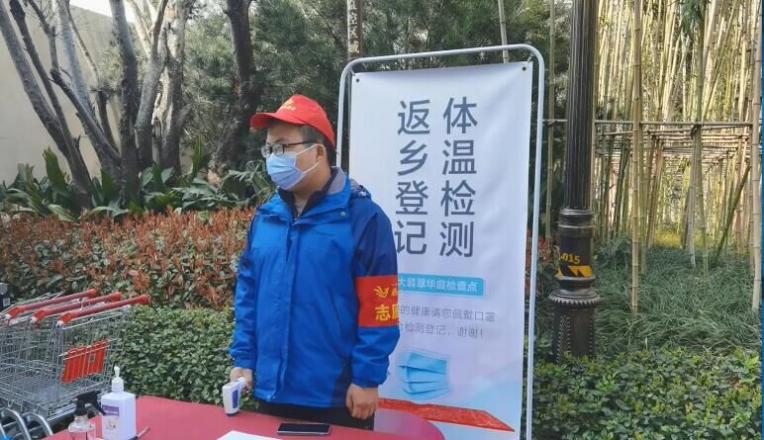 我是雷锋完整版视频,我是雷锋小标兵手抄报