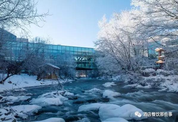 冬季暖阳尽享温泉之旅,冬日里一场浪漫的温泉