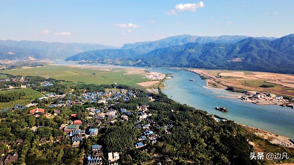 西双版纳澜沧江边美景如画,西双版纳空中夜景