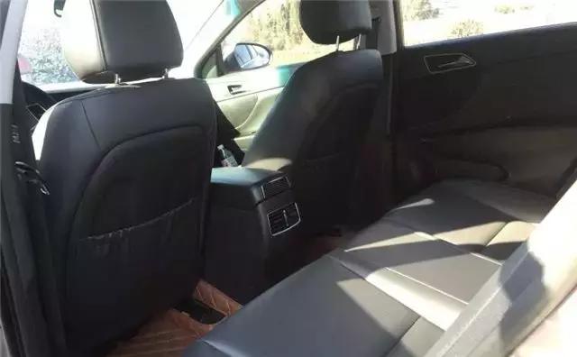 现代名图底盘质感怎么样,现代名图是真的省油