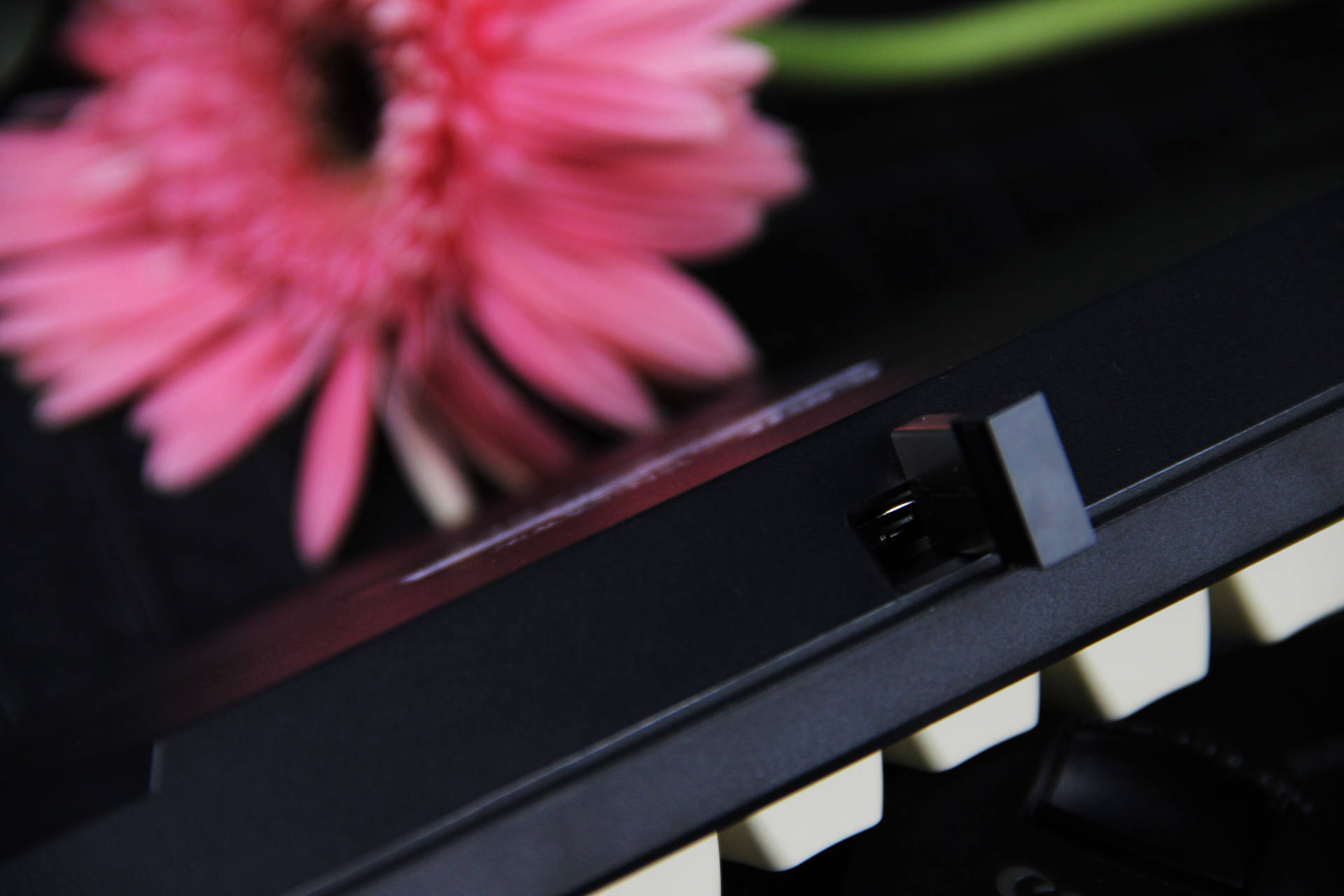 买小键盘还是标准键盘,69键键盘排行榜