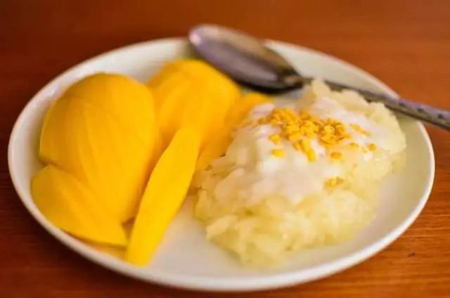 泰国曼谷泰式小火锅时代天街,泰国旅游必买十种美食