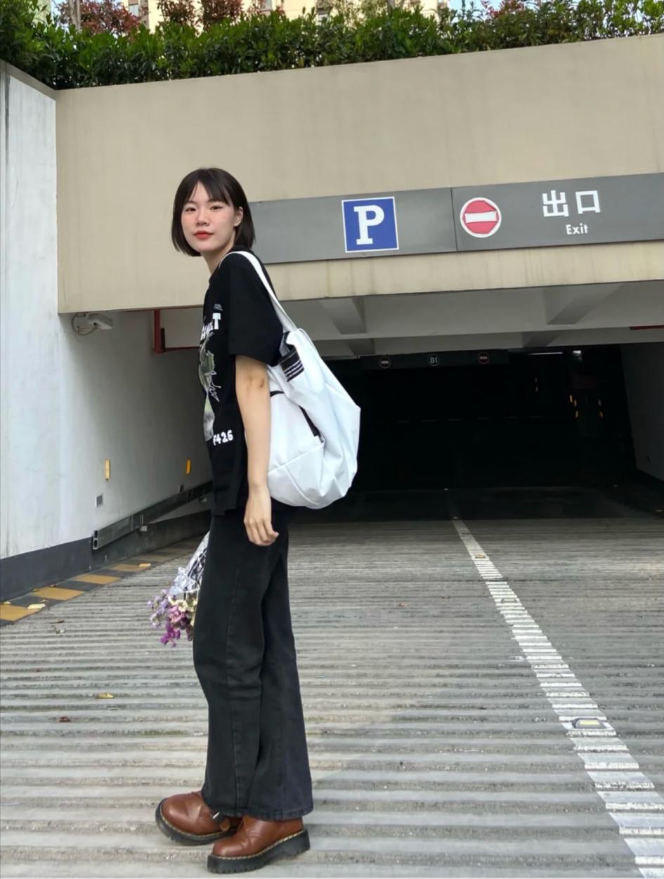 健身包hold不住,环保袋太显土,背SUBTLE运动旅行包能疯狂上分