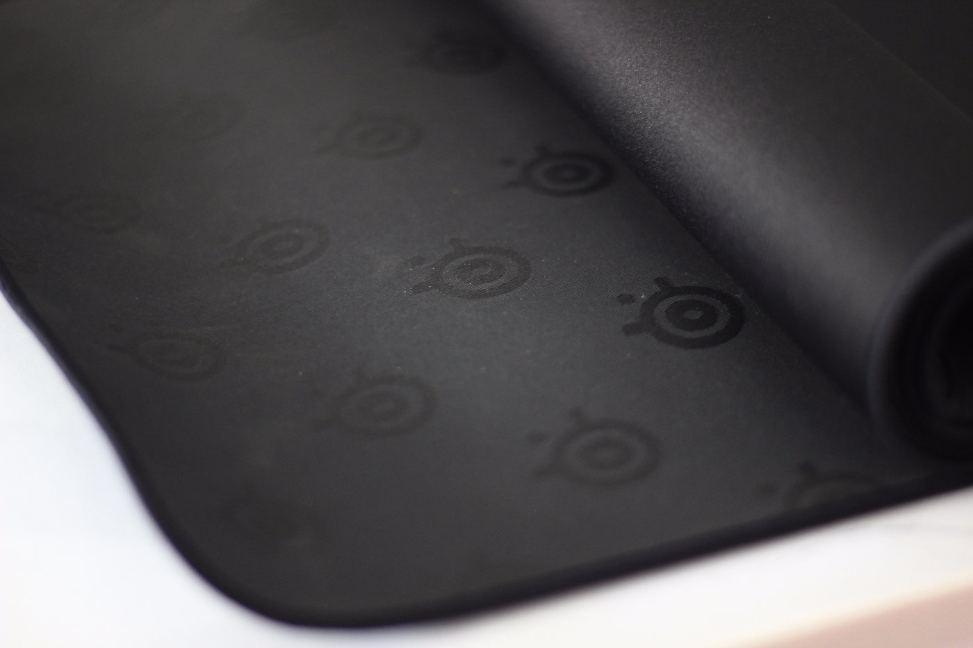 赛睿apexprorgb,赛睿qckprismrgb鼠标垫