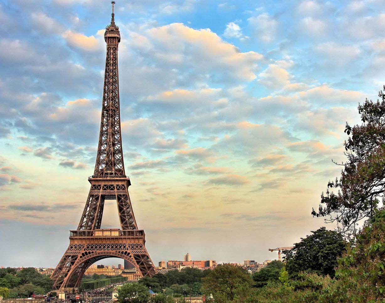 世界十大标志性建筑,除了巴黎圣母院,一座座都是人类的建筑巅峰