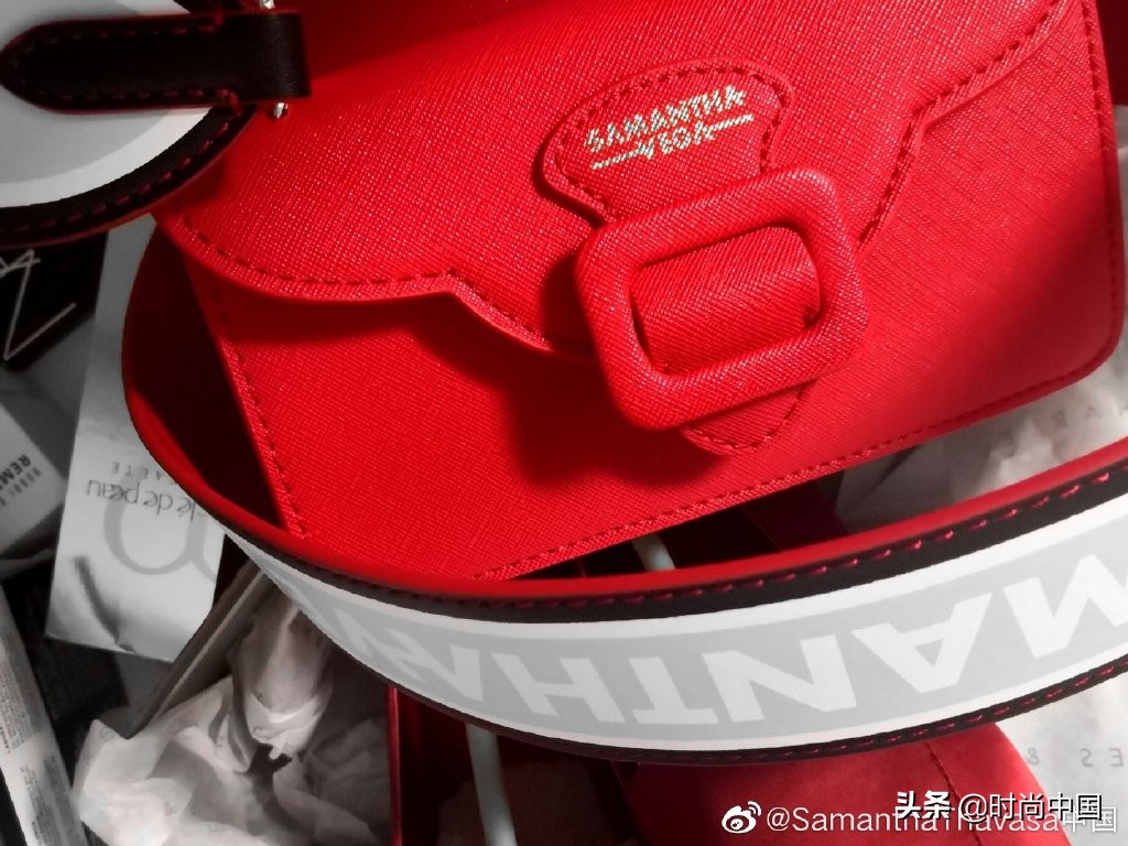 碧昂丝香奈儿,碧昂丝维多利亚