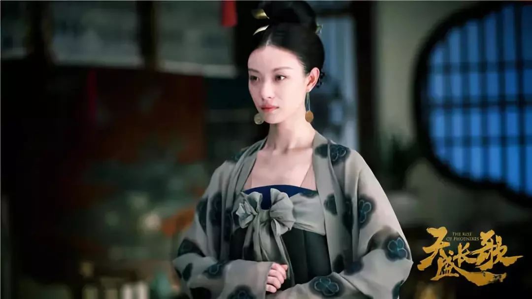 怎么拥有完美的颈部肌肉,怎么改善颈部线条