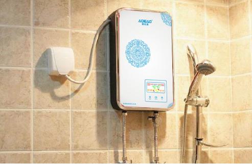 电热水器储热式与即热式哪个好,奥克斯智能即热式电热水器怎么样