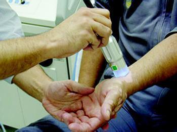 皮肤科激素脸还会开激素药吗,激素脸可不可以用药膏