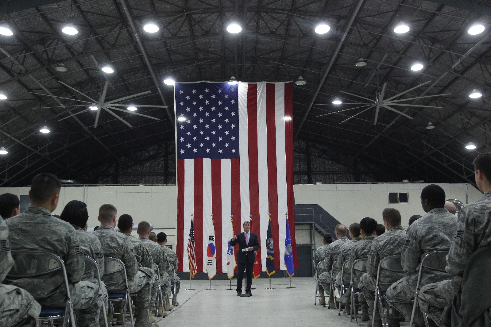 韩国为什么没有军队的指挥权,韩国收回战时指挥权吗