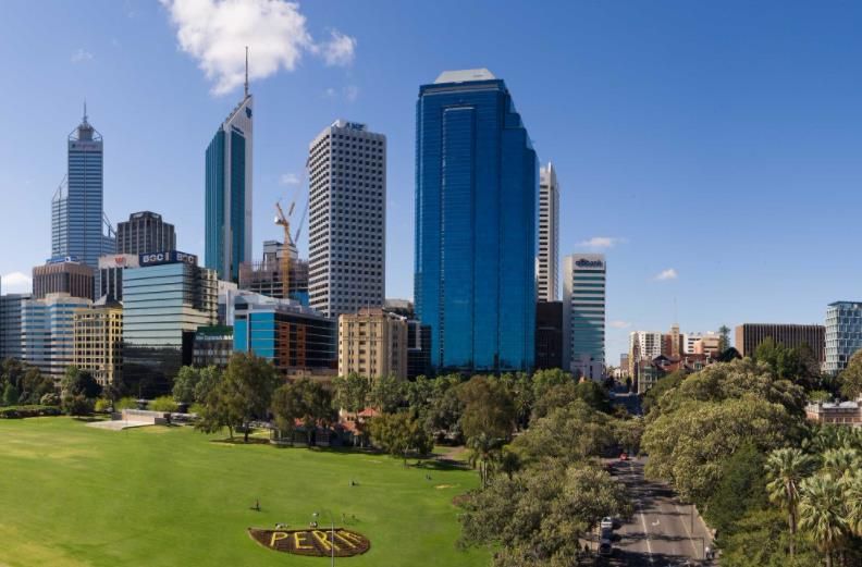 珀斯孤独,孤独城市