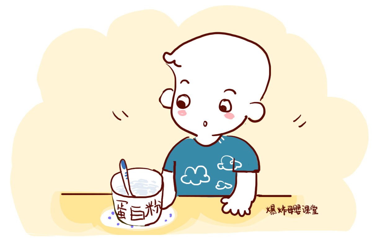 宝宝吃米粉用水还是用奶粉兑,宝宝米粉是要用奶粉冲还是用水冲
