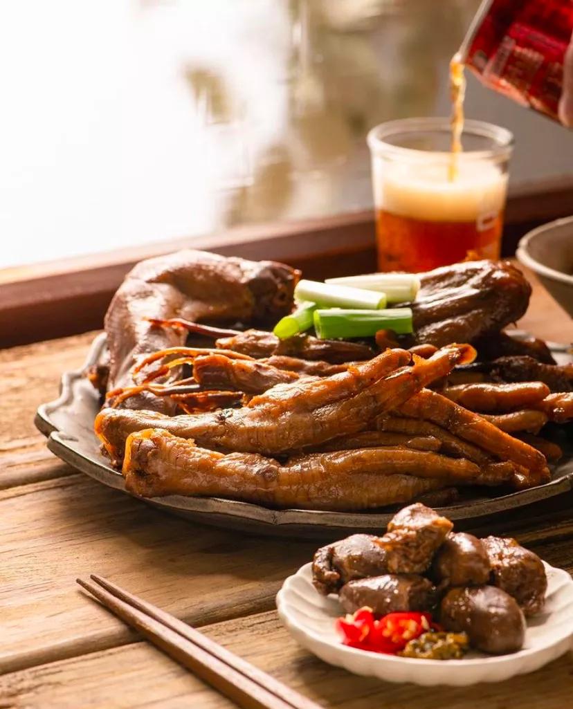 卤味江湖千亿市场争夺战,2025年卤味市场规模突破2200亿