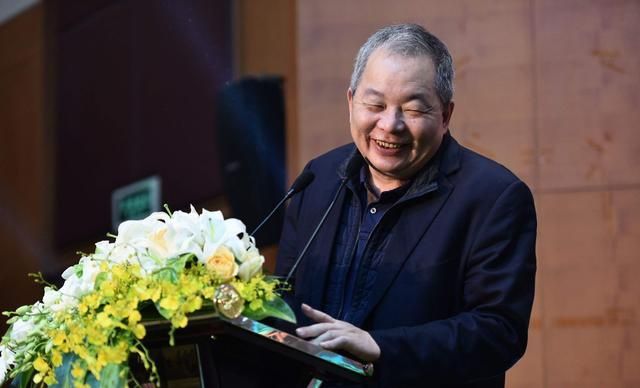 绿城为什么改蓝城,绿城不行了