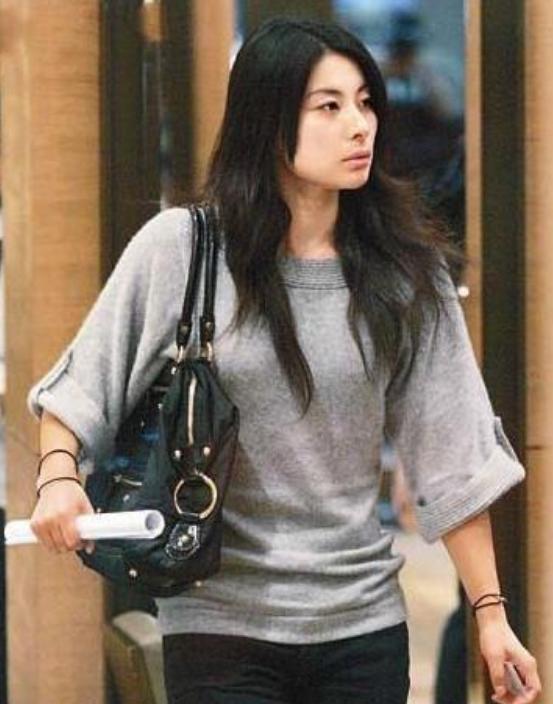 郭晶晶的退休金数目惊人,郭晶晶退役后是什么职位