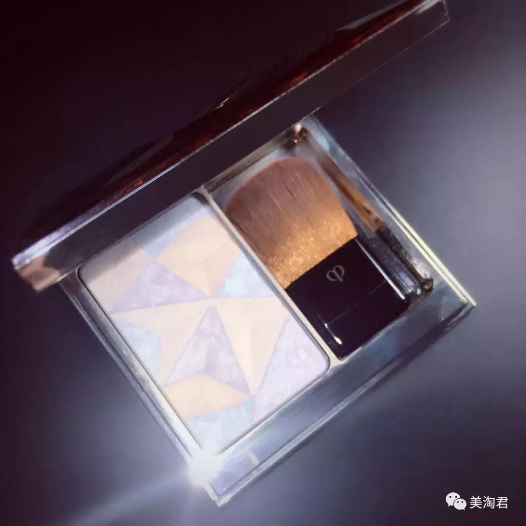 疯狂打call美妆博主,美妆博主疯狂购物