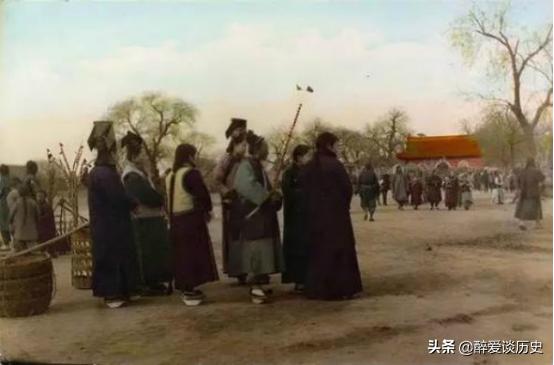 满族后裔如何看待大清亡国,清朝灭亡之后满人怎么变少了