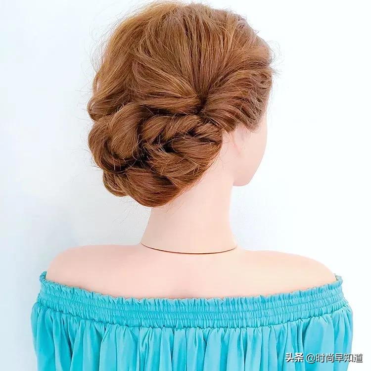 扎两个辫子怎么扎最简单,扎发发型简单又好看发量多