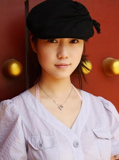 “裸模”*筱雨张**：曾被搜索93万次，直言：我只把它当作艺术看待