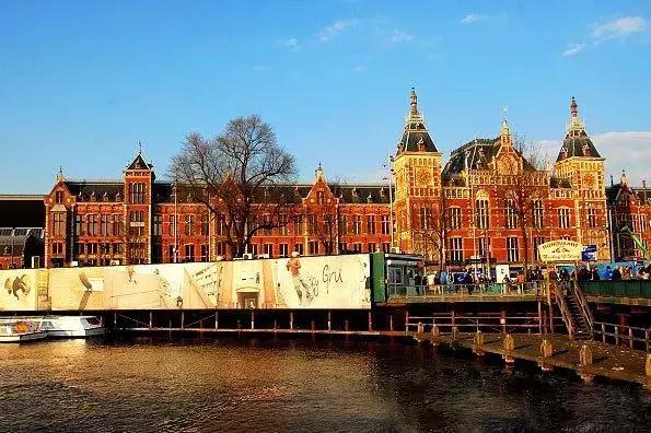 初探简介,了解文莱