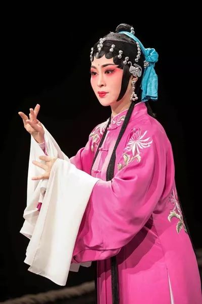 榛勬鎴忎腑鐨勭粡鍏稿ぉ浠欓厤,榛勬鎴忕帀澶╀粰鐓х墖