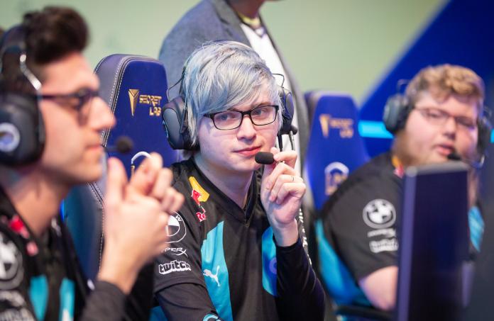 c9adcsneaky女装大佬,c9sneaky烬