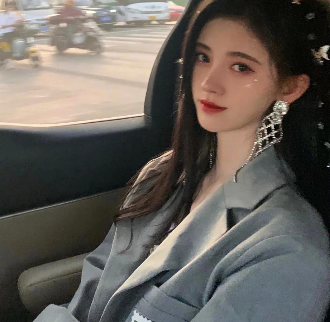 关于鞠婧祎爱豆闺蜜头像,鞠婧祎头像漫画