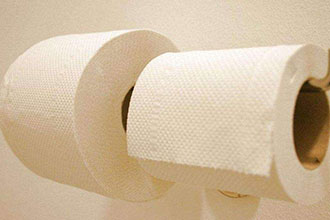 黄色卫生纸好还是白色卫生纸好,白卫生纸和本色卫生纸哪种更安全