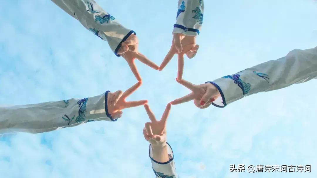 友情是世上最珍贵最真挚的感情,世间有那么多美好的爱情