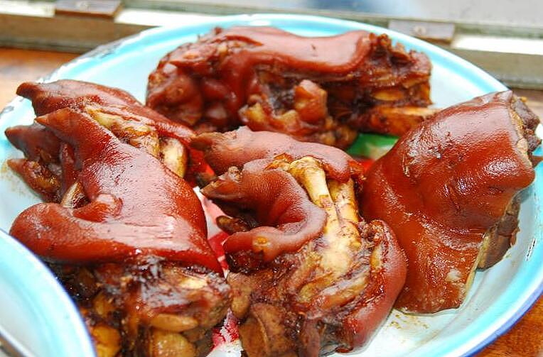 卖不完的卤菜该咋办呢,卤菜卖不完如何回锅