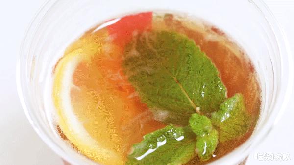 港式鸳鸯奶茶星巴克,星巴克的甜品推荐是什么样的呢