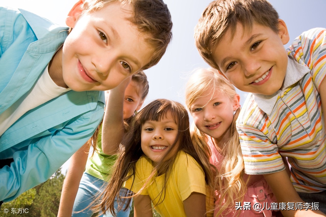 孩子老是眨眼睛需要吃什么改善,孩子频繁眨眼睛该如何缓解