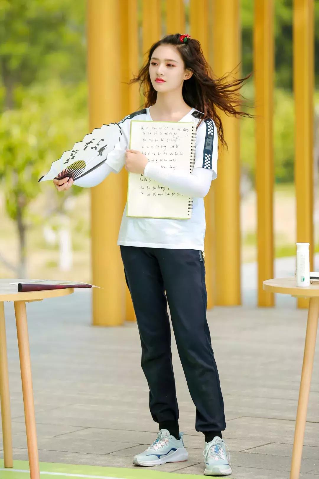 女明星户外,女明星户外综艺为什么晒不黑