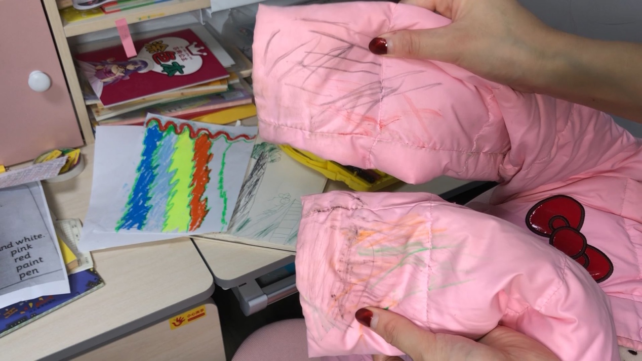 羽绒服不用水怎么干洗视频,羽绒服不要干洗教你自己在家洗