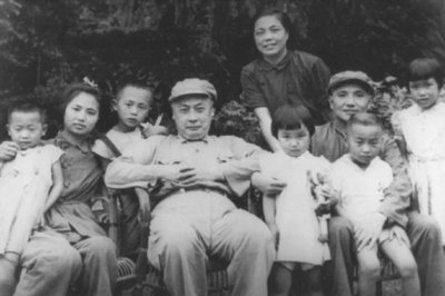 陈毅追悼会即将开始，毛*东泽**：我要参加！周恩来：提高追悼会规格