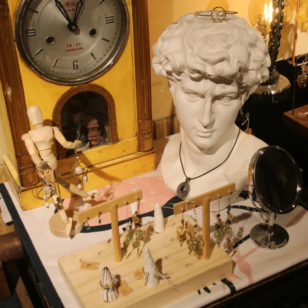 牛市口到望平坊，看成都地摊如何珍藏城市烟火气