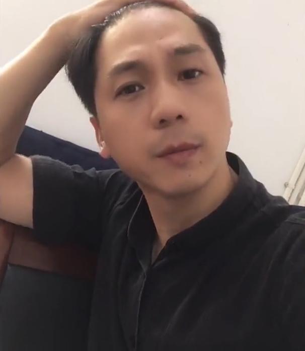 浙江一老师收到学生自制手工小花，收到花瞬间懵了：差点被送走了