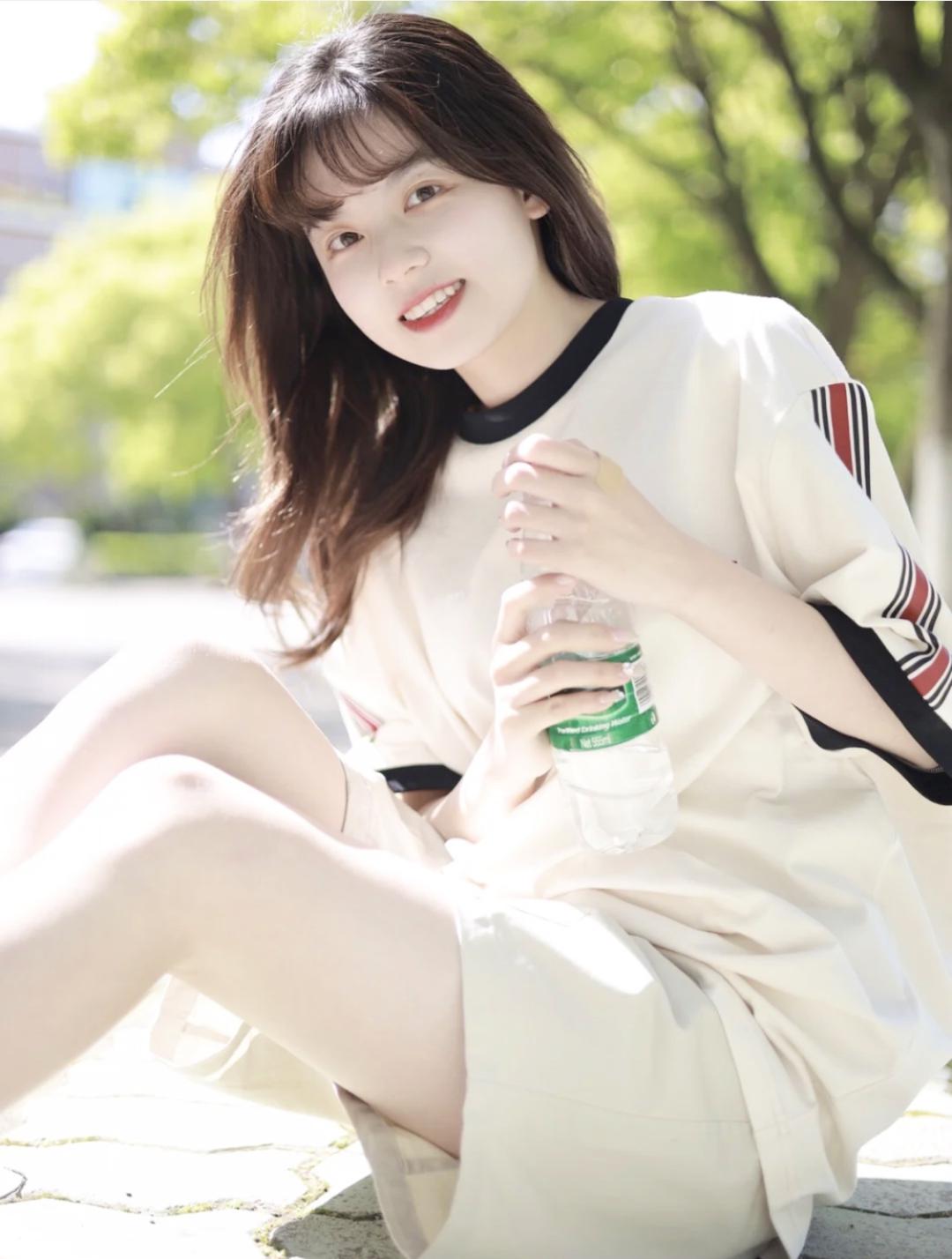 又有气质又减龄的开学穿搭,学生党的穿搭怎么穿才好看