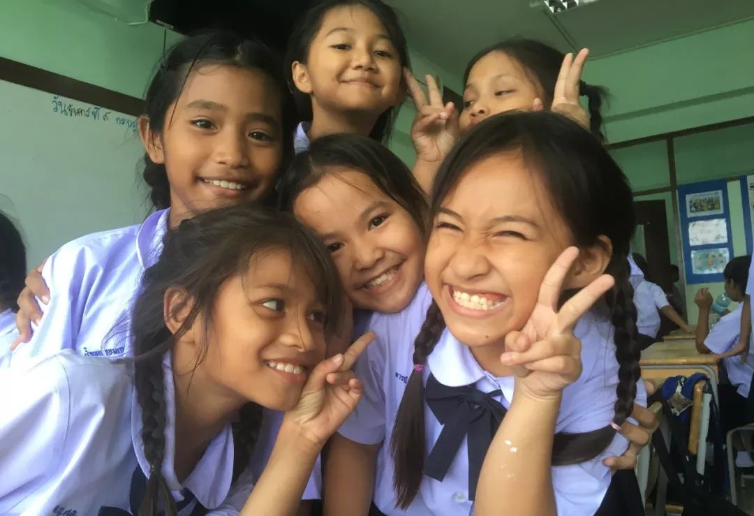 为什么现在好多人选择去泰国上学,为什么很多人选择去泰国